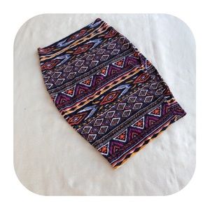 Juniors medium tight skirt